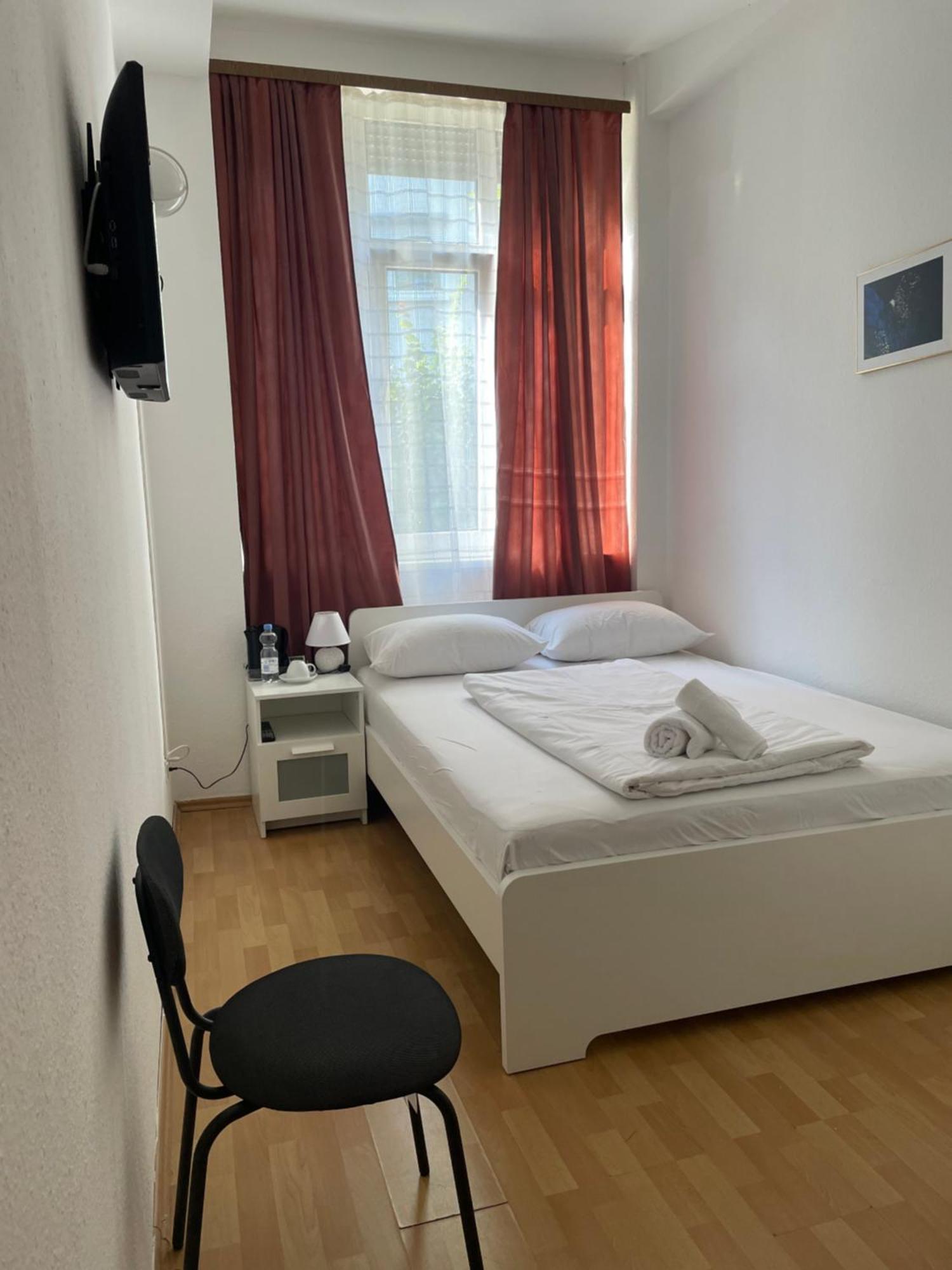 Hotel Starlight Frankfurt am Main ภายนอก รูปภาพ